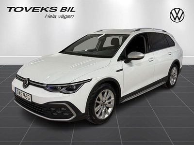 Begagnad VW Golf Alltrack 190 HK (139 kW) 2022 Vit Kombi