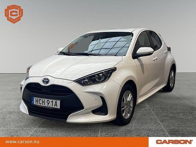 Vit Begagnad 2021 Toyota Yaris Hybrid | 202 900 kr