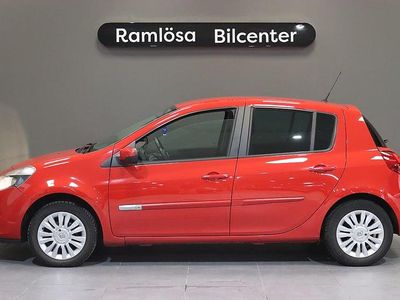 Röd Begagnad 2012 Renault Clio R.S. Halvkombi | 56 900 kr (Lite dyr)