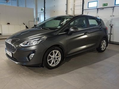 begagnad Ford Fiesta 5-dörrar 1.Aut inkl mv och vhjul