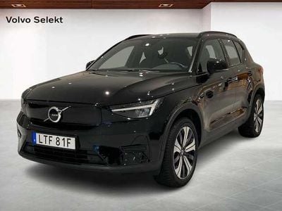 Svart Begagnad 2023 Volvo XC40 Core SUV | 309 000 kr