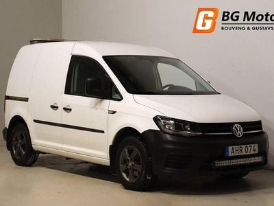 Vit Begagnad 2018 VW Caddy Minibuss | 134 900 kr (Marknadspris)