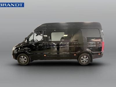 Svart Begagnad 2024 Mercedes Sprinter Van | 699 000 kr