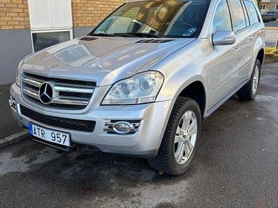 Silverpärla Begagnad 2008 Mercedes GL320 SUV | 195 000 kr