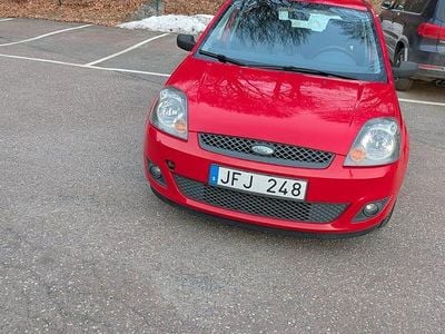Begagnad 2008 Ford Fiesta Halvkombi | 25 000 kr (Marknadspris)