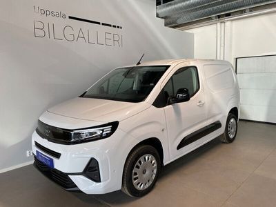 Vit Begagnad 2024 Opel Combo Elite Minibuss | 374 875 kr