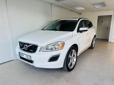 Vit Begagnad 2012 Volvo XC60 R-Design SUV | 114 900 kr (Marknadspris)