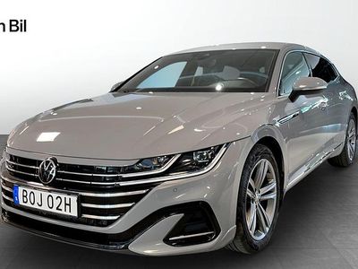 Grå (moonstone grey) Begagnad 2023 VW Arteon R-line Kombi | 374 000 kr (Dyr)