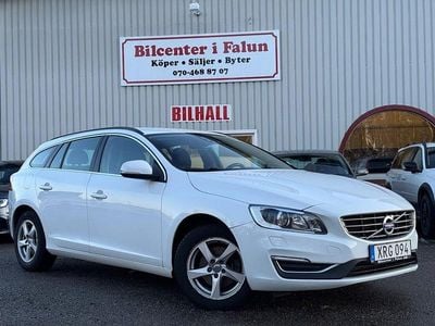 Begagnad Volvo V60 Momentum 150 HK (110 kW) 2018 Vit Kombi