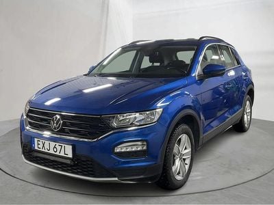 Blå Begagnad 2021 VW T-Roc SUV | 244 900 kr (Marknadspris)