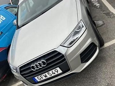 Silver Begagnad 2015 Audi Q3 Design SUV | 178 900 kr (Marknadspris)
