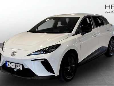 Vit (white) Begagnad 2023 MG MG4 EV Halvkombi | 219 900 kr (Bra pris)
