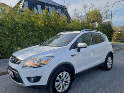 begagnad Ford Kuga 2.0 TDCi AWD Powershift Euro 5 Mkt Välskött