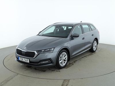 Grå Begagnad 2024 Skoda Octavia Kombi | 340 000 kr (Lite dyr)