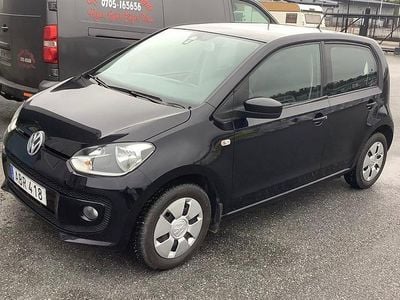 Begagnad VW up! high up! 75 HK (55 kW) 2014 Svart Halvkombi
