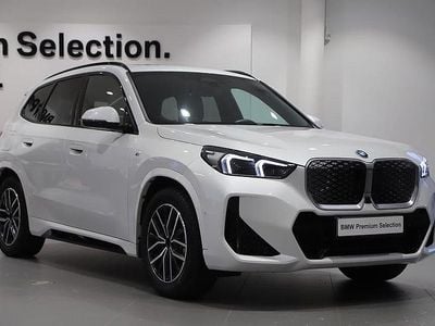 Vit Begagnad 2024 BMW iX1 Comfort Edition SUV | 519 000 kr (Lite dyr)