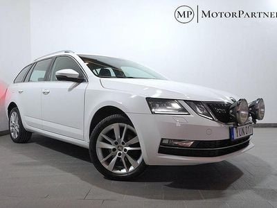 Begagnad Skoda Octavia Style 150 HK (110 kW) 2018 Vit Kombi
