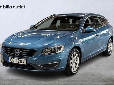 Begagnad Volvo V60 Momentum 181 HK (133 kW) 2014 Blå Kombi