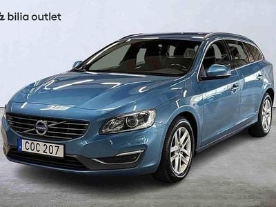 Blå Begagnad 2015 Volvo V60 Kombi | 119 900 kr