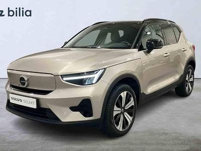 Grå Begagnad 2023 Volvo XC40 Single Motor SUV | 339 900 kr