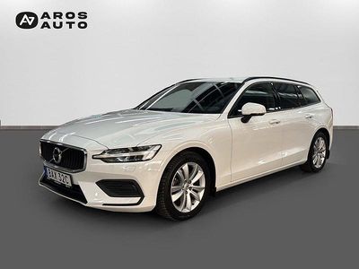 Ice white Begagnad 2019 Volvo V60 Momentum Kombi | 259 900 kr (Marknadspris)