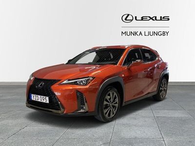 begagnad Lexus UX 250h E-Four F-Sport Premium Navi Teknik Läder