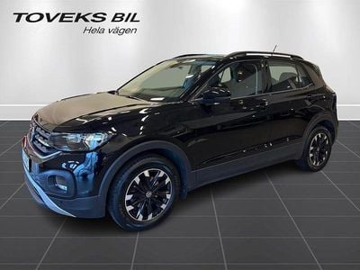 Deep black pearl Begagnad 2022 VW T-Cross Life SUV | 179 000 kr (Marknadspris)