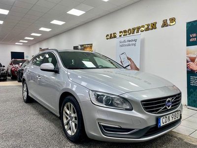 Begagnad Volvo V60 Momentum 181 HK (133 kW) 2014 Silver Kombi