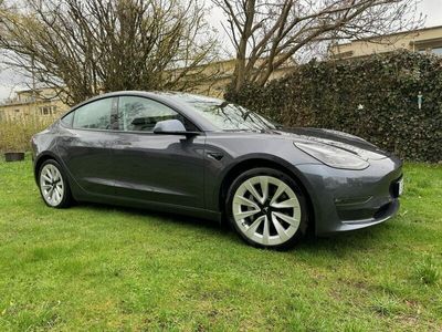 begagnad Tesla Model 3 Long Range AWD Refresh Dragkrok