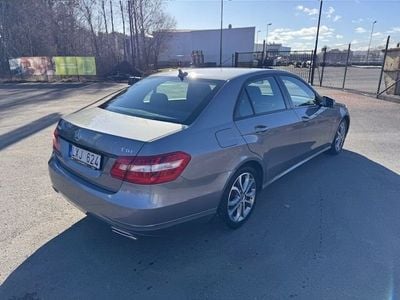 Mercedes E200
