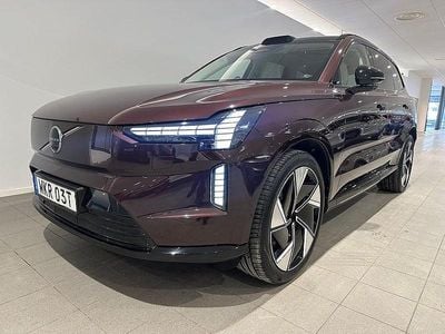 Mörkröd Begagnad 2025 Volvo EX90 Performance SUV | 989 500 kr (Marknadspris)