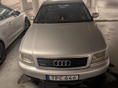 Begagnad Audi A8 193 HK (141 kW) 2000 Sedan