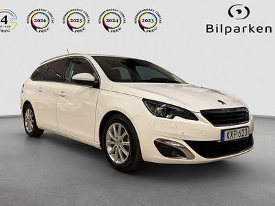 Vit Begagnad 2016 Peugeot 308 SW Allure Kombi | 99 990 kr (Marknadspris)