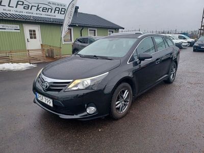 begagnad Toyota Avensis Kombi 1.8 Valvematic Euro 5