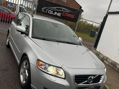 Ljusgrå Begagnad 2010 Volvo V50 Momentum Kombi | 59 900 kr (Marknadspris)