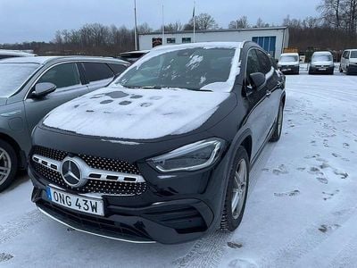 Svart Begagnad 2023 Mercedes GLA250 AMG SUV | 309 000 kr (Marknadspris)