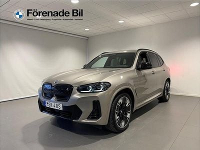 Silver Begagnad 2022 BMW iX3 SUV | 409 900 kr (Marknadspris)