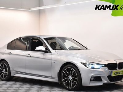 begagnad BMW 330 i xDrive M-sport H K Navi Drag 2019, Sedan