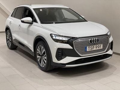 Glaciärvit metallic Begagnad 2024 Audi Q4 e-tron Advanced Plus SUV | 504 900 kr (Dyr)