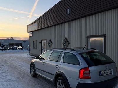 Begagnad Skoda Octavia Scout 150 HK (110 kW) 2008 Kombi
