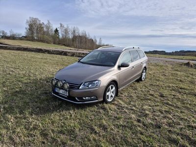 begagnad VW Passat Variant 2.0 TDI 4Motion Premium, Sport