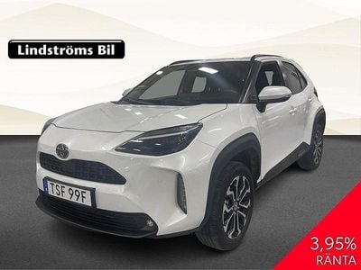 Vit Begagnad 2025 Toyota Yaris Cross Active SUV | 329 000 kr (Lite dyr)
