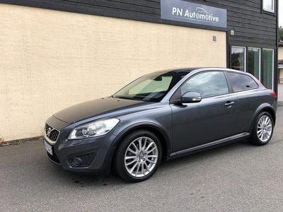 Grå Begagnad 2011 Volvo C30 Momentum Halvkombi | 54 900 kr (Marknadspris)