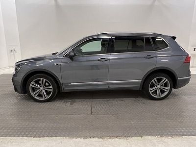 begagnad VW Tiguan Allspace 4M R-Line Cockpit Värm Skinn Navi 2018, SUV