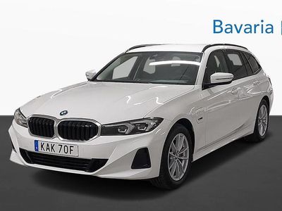 Begagnad BMW 330e Shadowline 292 HK (214 kW) 2023 Kombi