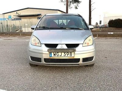 Begagnad Mitsubishi Colt 95 HK (69 kW) 2005 Halvkombi