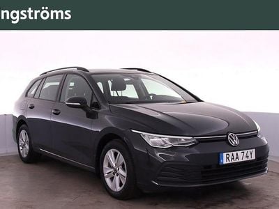 Grå Begagnad 2022 VW Golf VIII Kombi | 289 000 kr (Lite dyr)