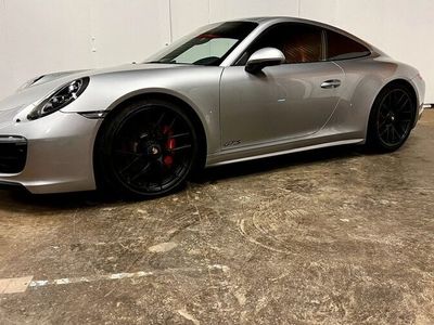 Porsche 911 Carrera