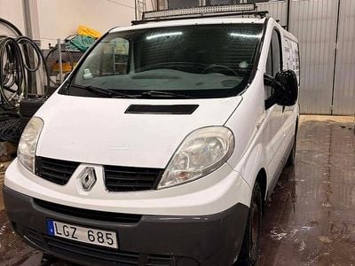 Begagnad 2011 Renault Trafic Minibuss | 49 000 kr (Marknadspris)