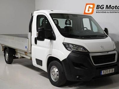Vit Begagnad 2020 Peugeot Boxer Van | 239 900 kr